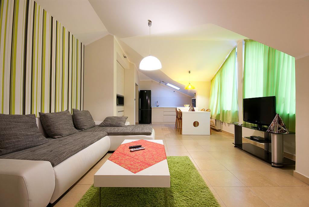 Domador Rooms & Apartments Bečići Екстериор снимка
