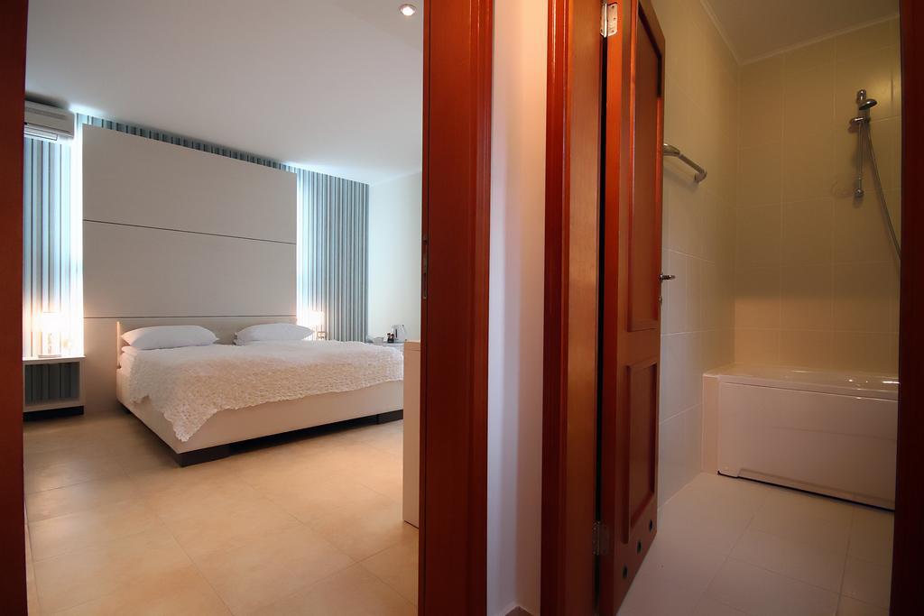 Domador Rooms & Apartments Bečići Екстериор снимка