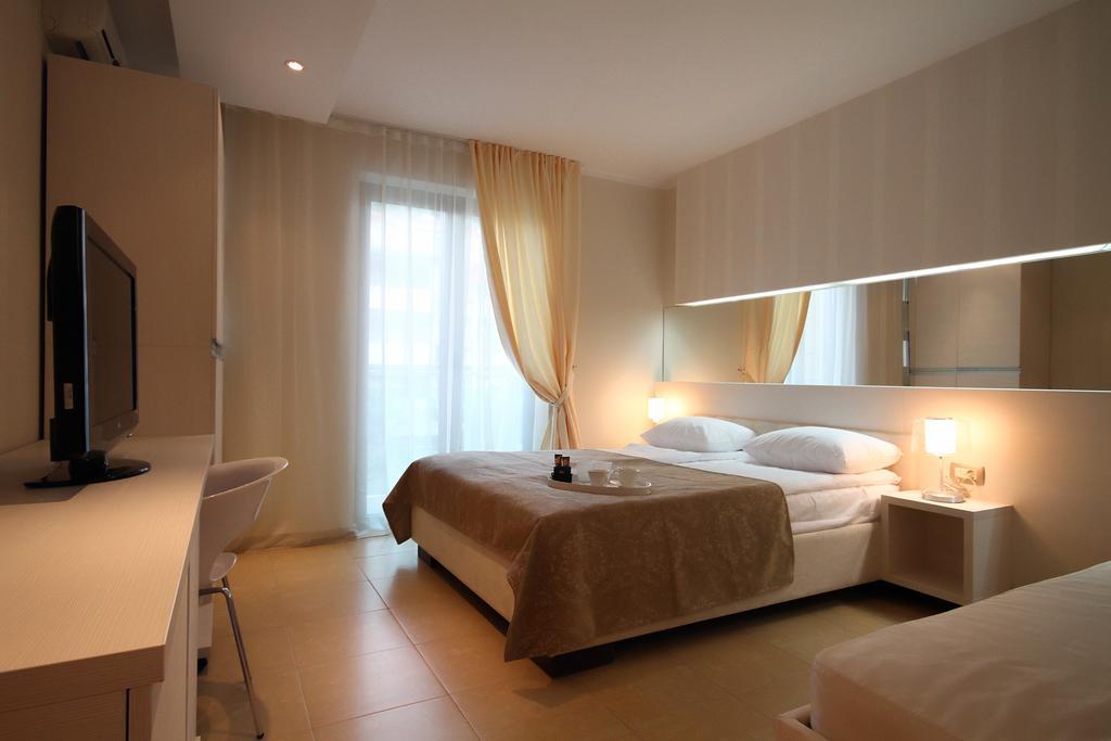 Domador Rooms & Apartments Bečići Екстериор снимка