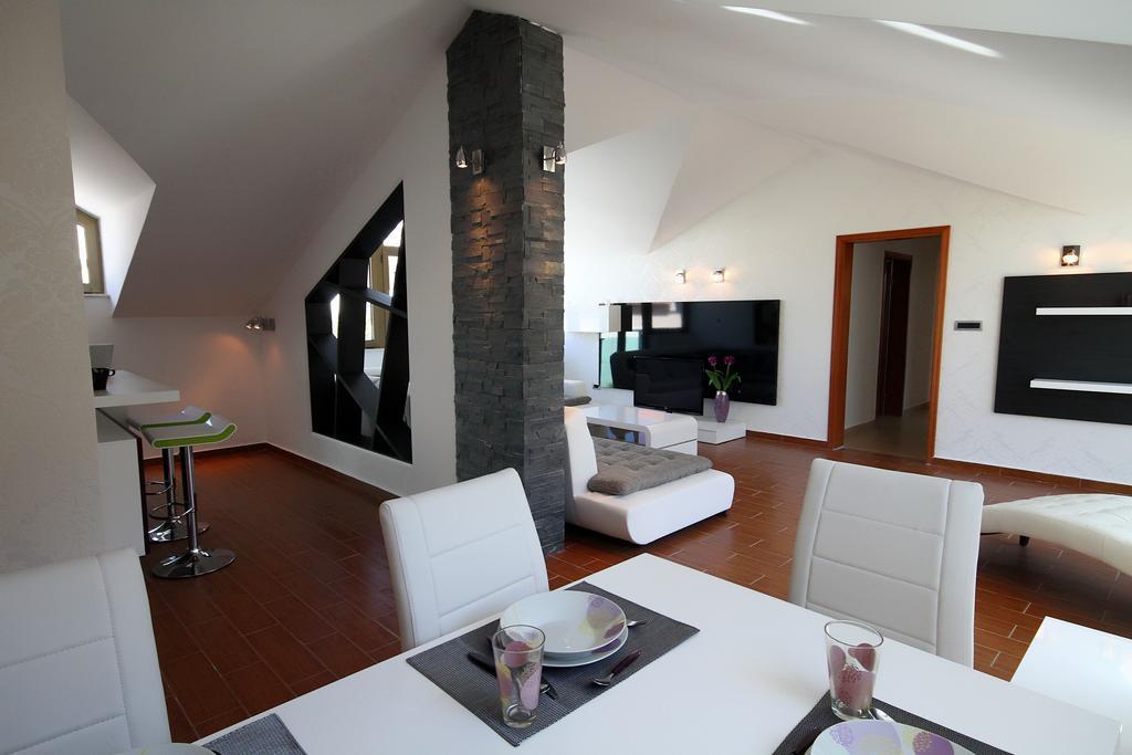 Domador Rooms & Apartments Bečići Екстериор снимка