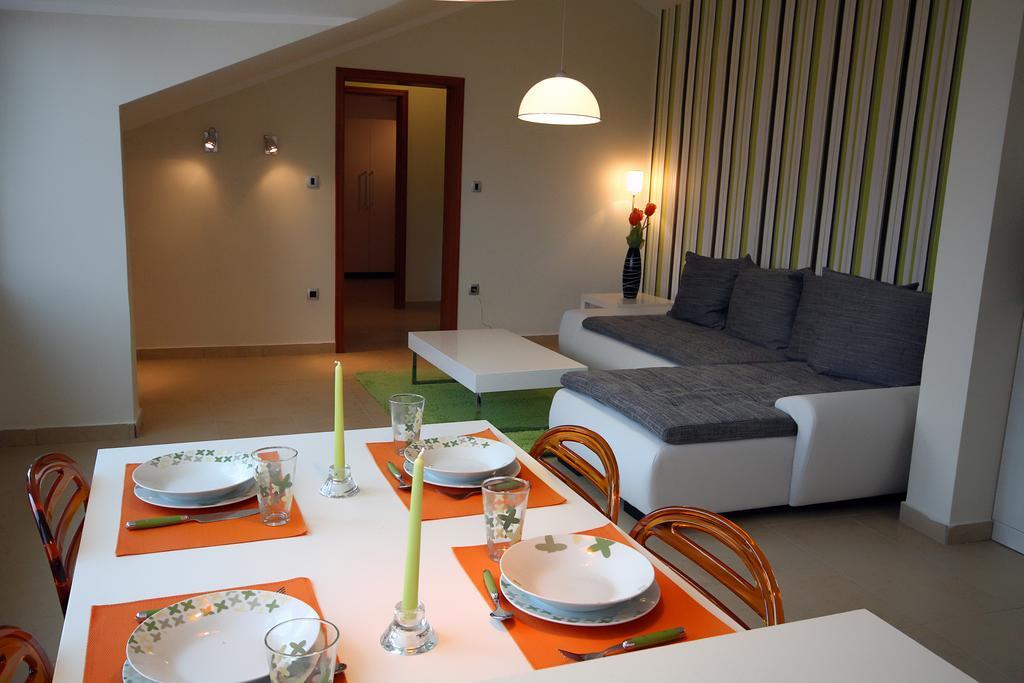 Domador Rooms & Apartments Bečići Екстериор снимка