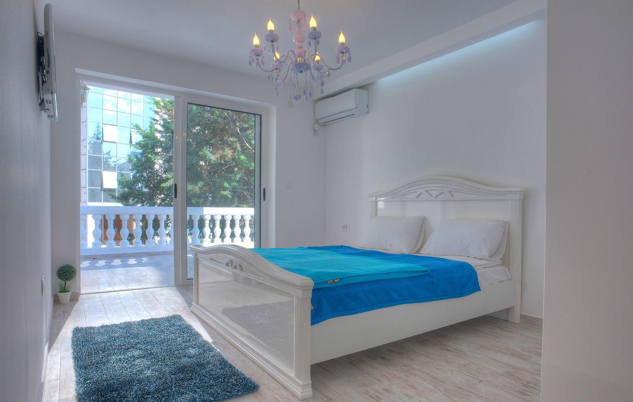Domador Rooms & Apartments Bečići Екстериор снимка